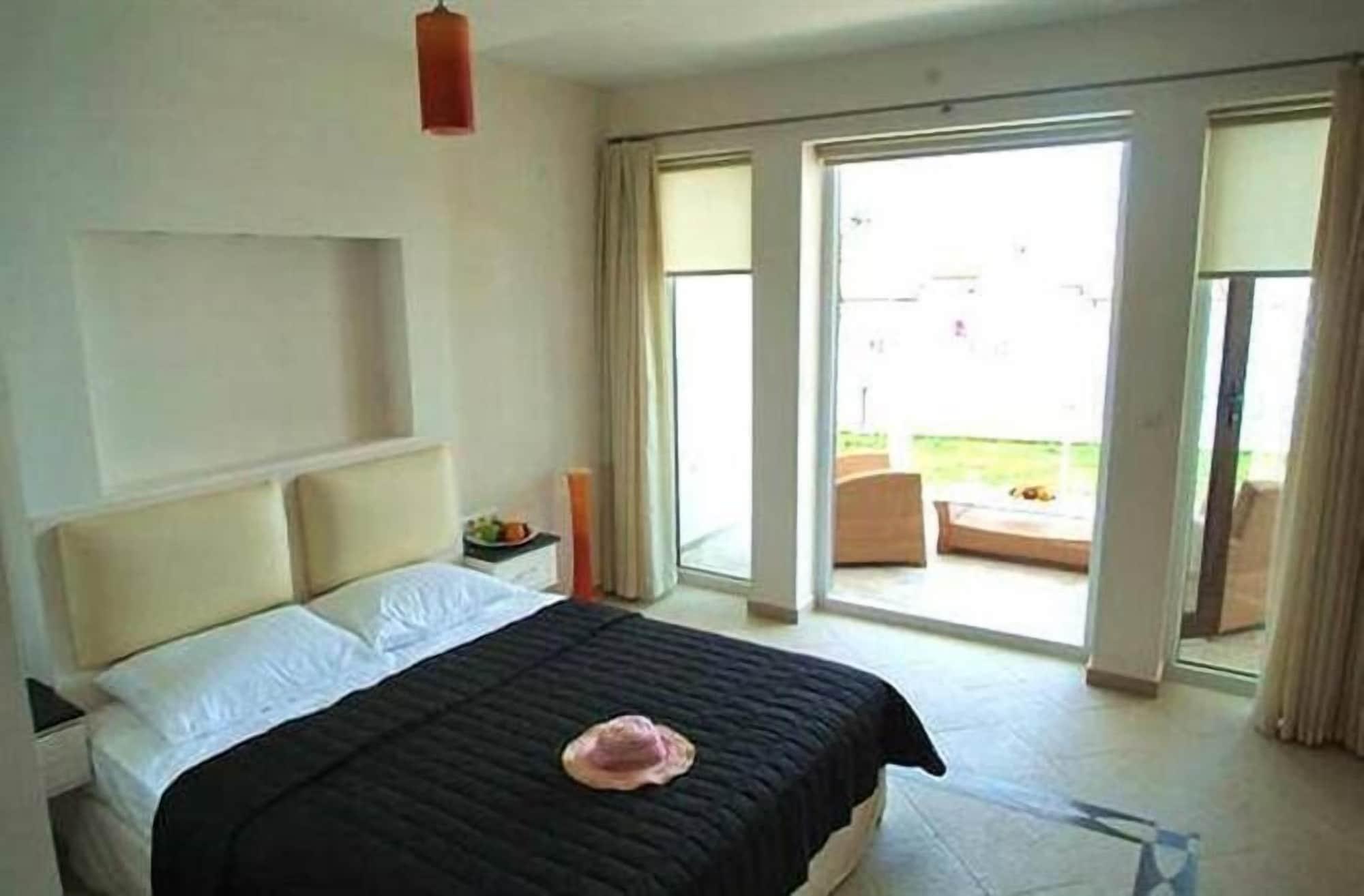 Golden Life Heights Deluxe Suite Hotel - Adult Only Ölüdeniz Dış mekan fotoğraf